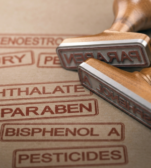 Perturbateurs endocriniens : impacts pendant la maternité